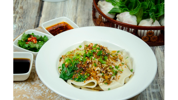 ลิ้มรส “ลาเมี่ยน” บะหมี่เส้นสดสูตรต้นตำรับ