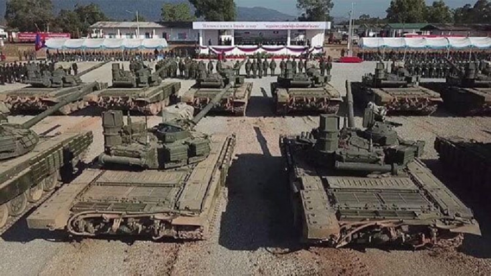 สนั่นลั่นทุ่งไหหิน ‘ลาว-รัสเซีย’ ซ้อมรบ