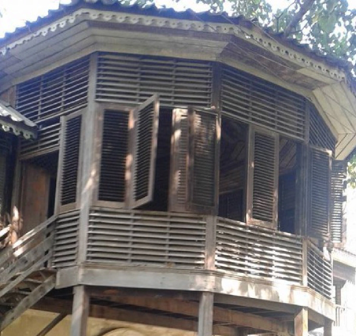 เปิดประวัติบ้านโบราณ หลังลือถ่ายติดวิญญาณ