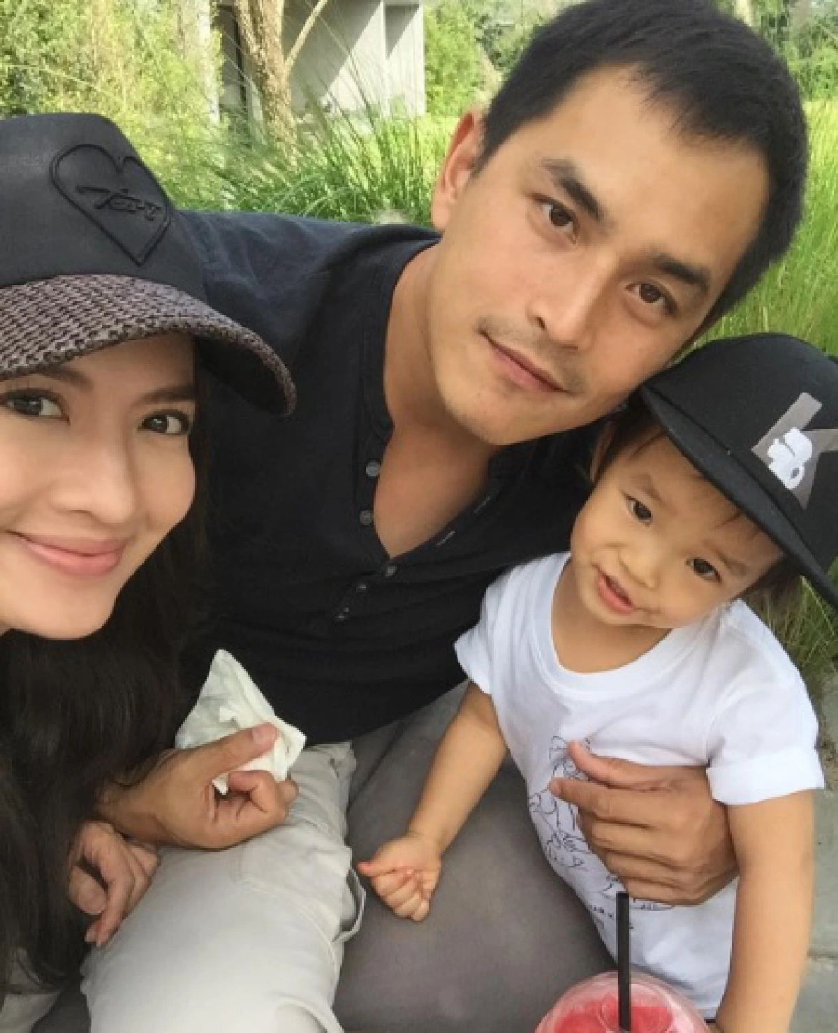 'แอฟ ทักษอร' รับแยกกันอยู่กับ 'สงกรานต์' จริง!!