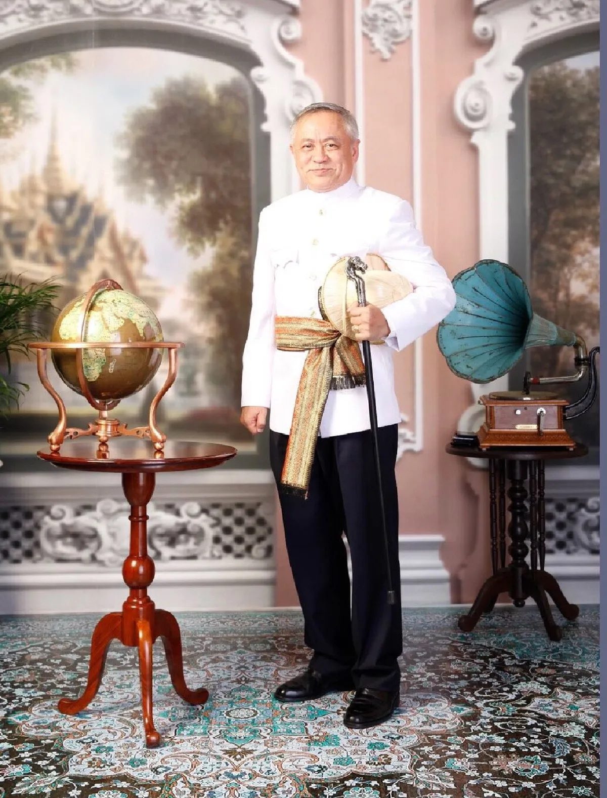 'การบินไทย' กำหนด 2-30 เม.ย. พนักงานต้อนรับบนเครื่อง แต่งกายชุดไทย