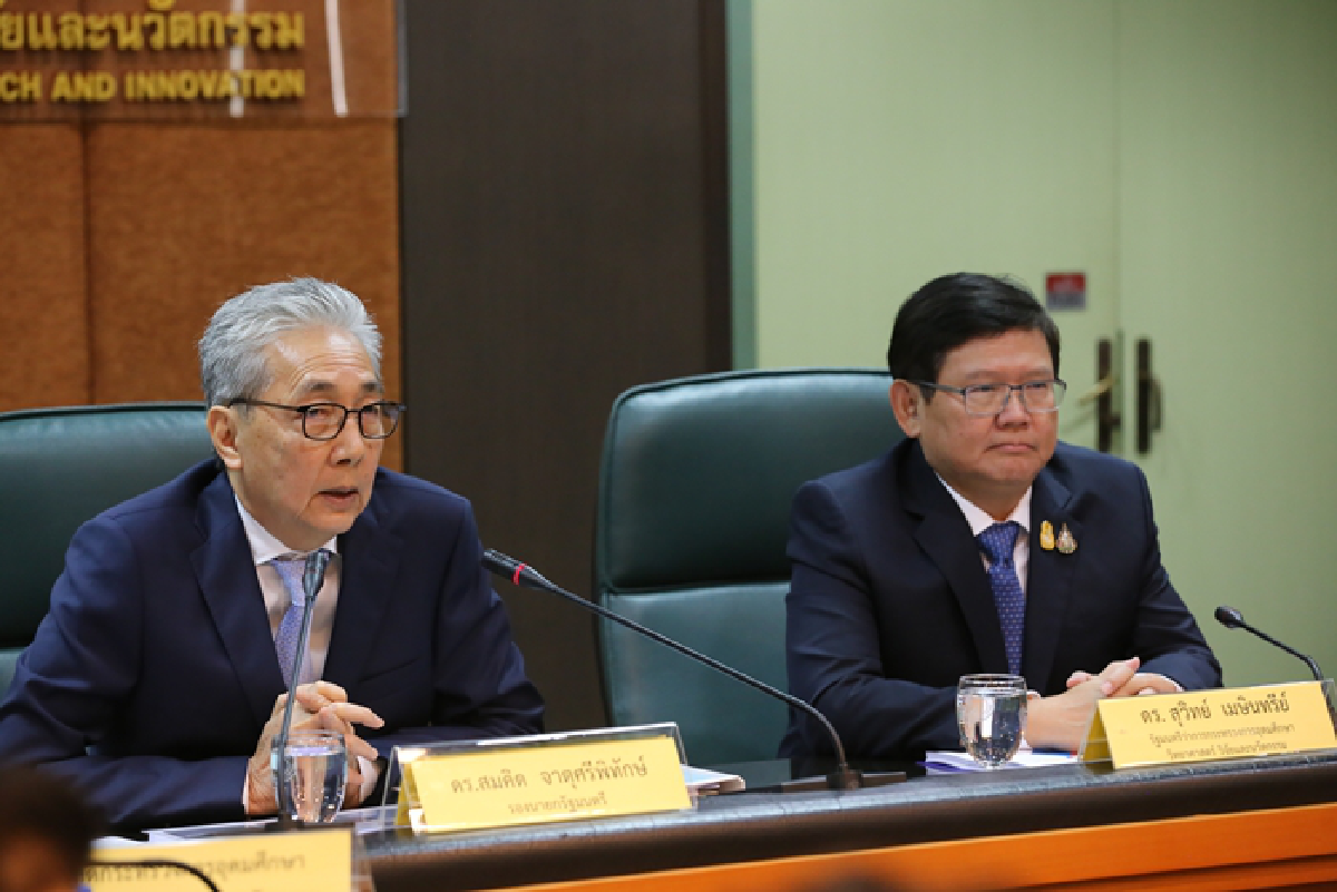 “สมคิด” มอบนโยบายกระทรวงการอุดมฯ เน้นนวัตกรรม – สตาร์ทอัพ 