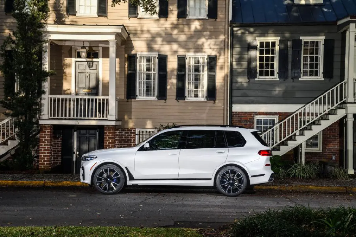 BMW X7  เอสเอวี ยักษ์ใหญ่ ถูกใจ นักเดินทาง