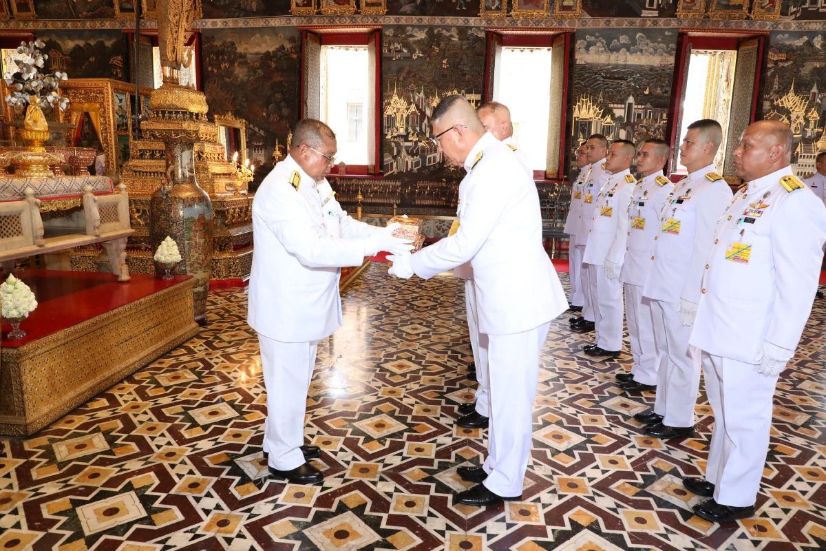 ในหลวง โปรดเกล้าฯผู้แทนพระองค์ ในพระราชพิธี จารึกพระสุพรรณบัฏ