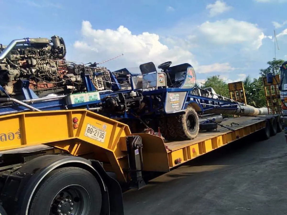 รวมน้ำใจชาวไทย-ต่างชาติ หลั่งไหลช่วย 13 ชีวิตติดถ้ำหลวง