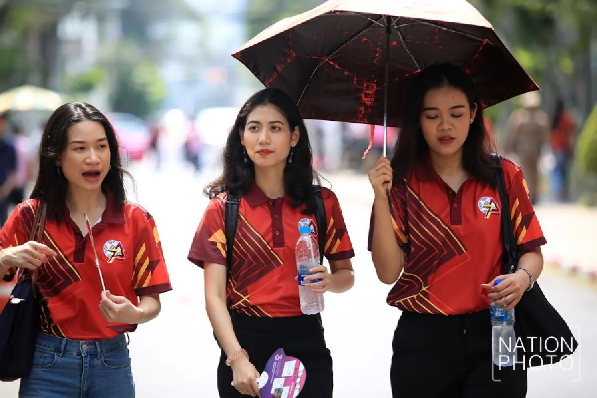 สีสันกองเชียร์บอลประเพณี ธรรมศาสตร์-จุฬาฯ ครั้งที่ 73