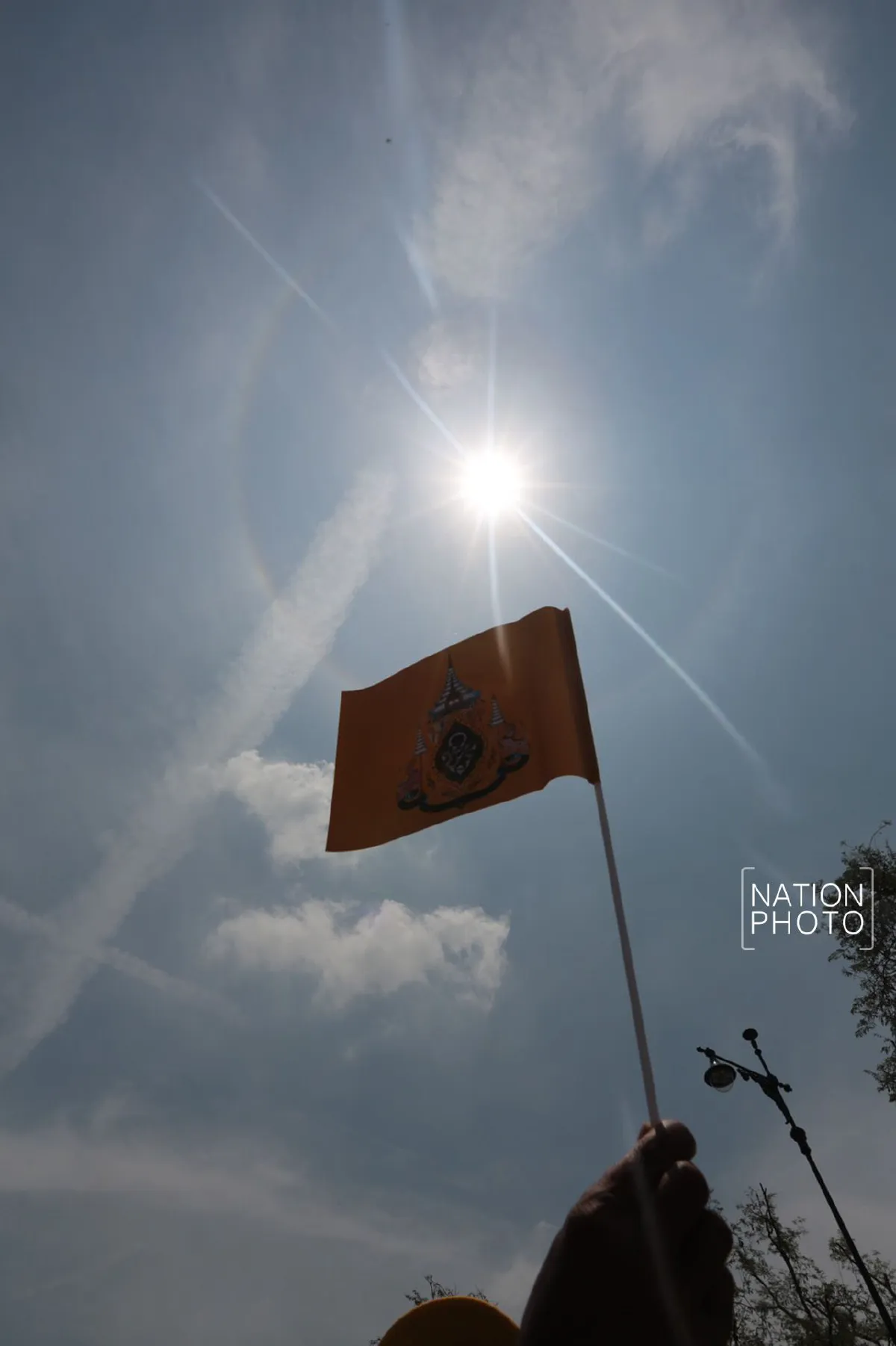 ฮือฮา! ปรากฎการณ์พระอาทิตย์ทรงกลด งานพระราชพิธี