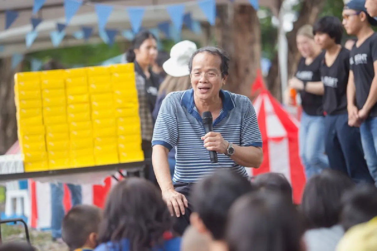 ช่วยเด็กเปราะบางบนท้องถนนคืนสู่ห้องเรียน