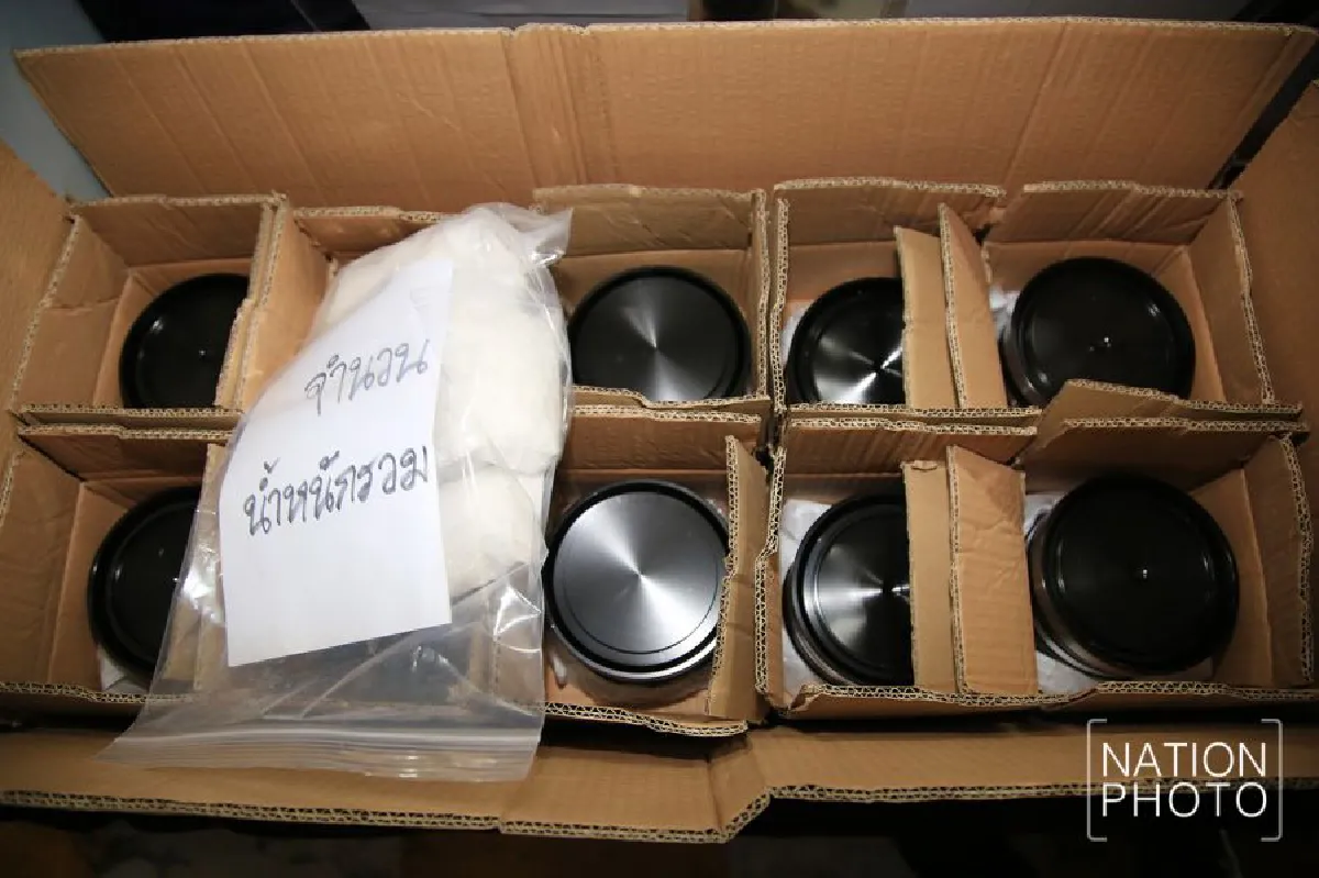 ภาพชุด! ปส. คุมตัว 'ปุ๊กกี้ ปริศนา' พร้อมแฟนหนุ่ม