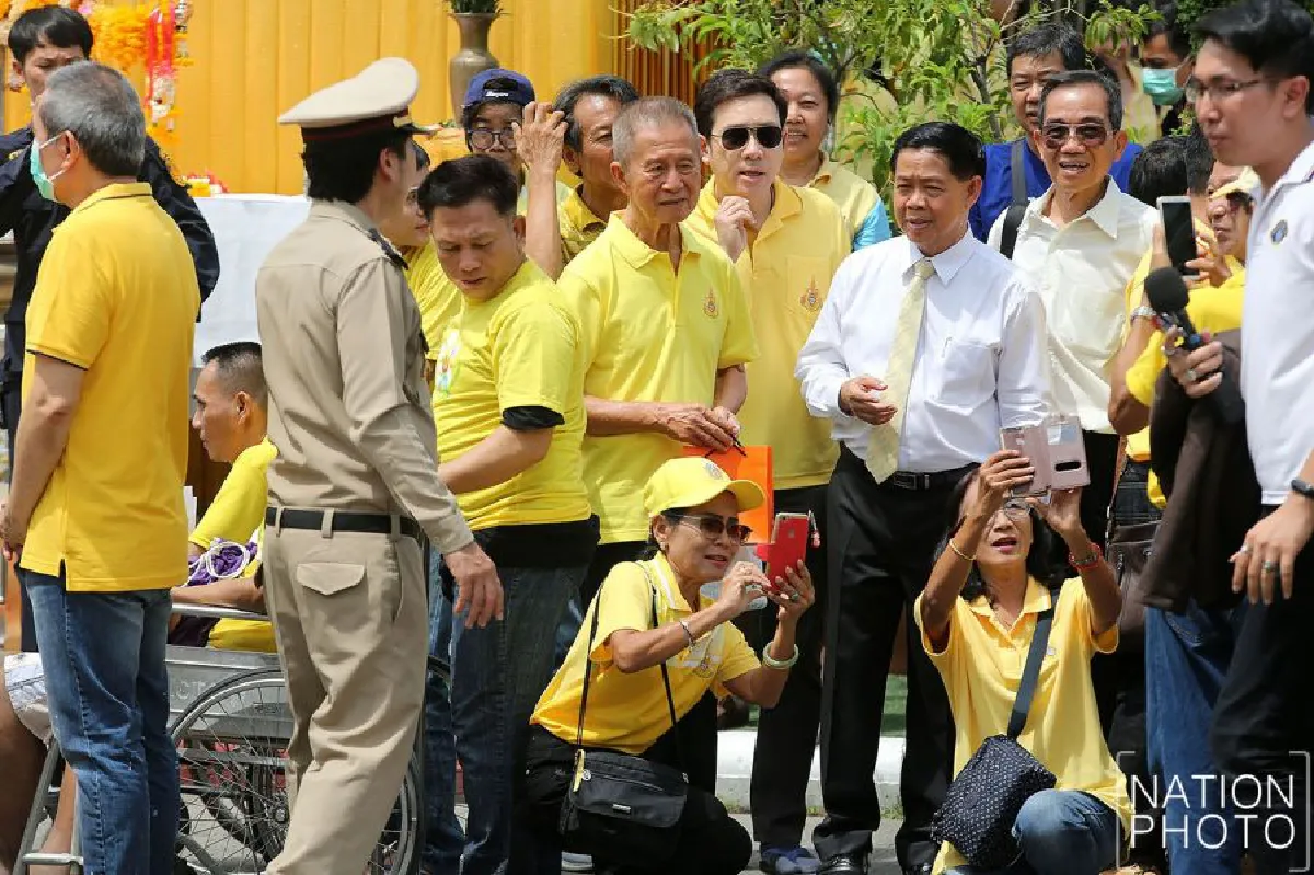 ปล่อยตัว 5 แกนนำพธม.แล้ว