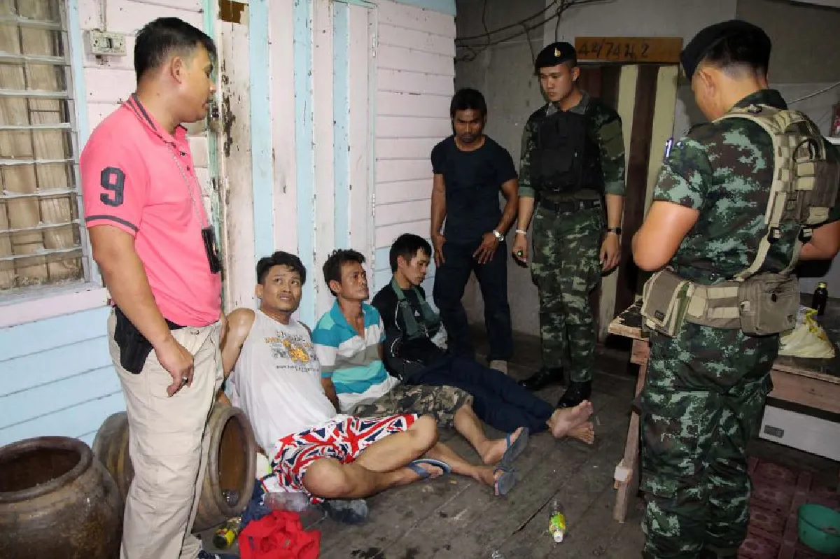 รวบ'อาร์ท ป่าช้าจีน'ค้ายาบ้า เปิดห้องให้ลูกสมุนมั่วสุม