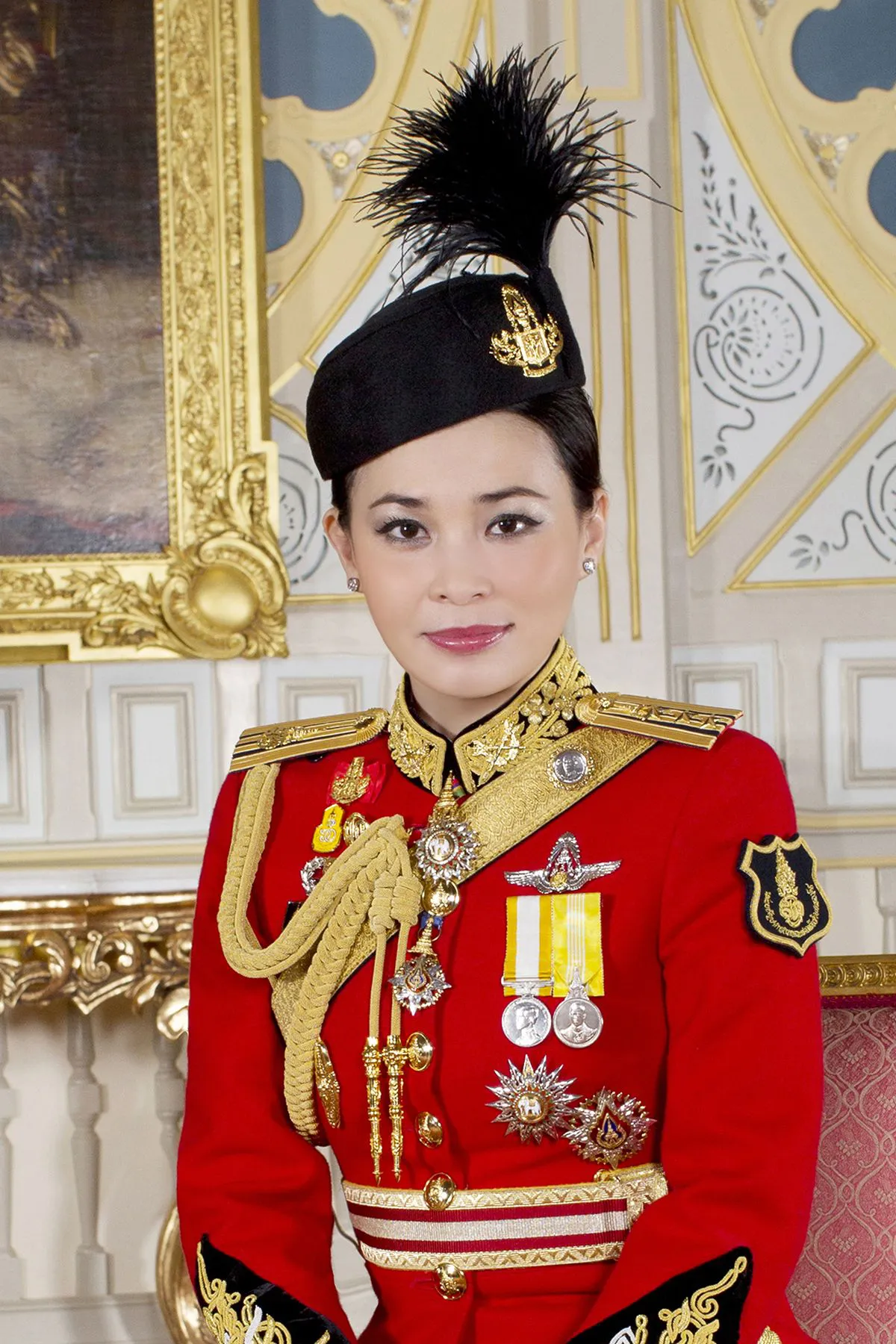 'ในหลวง' พระราชทานพระฉายาลักษณ์ ‘สมเด็จพระนางเจ้าฯ พระบรมราชินี’
