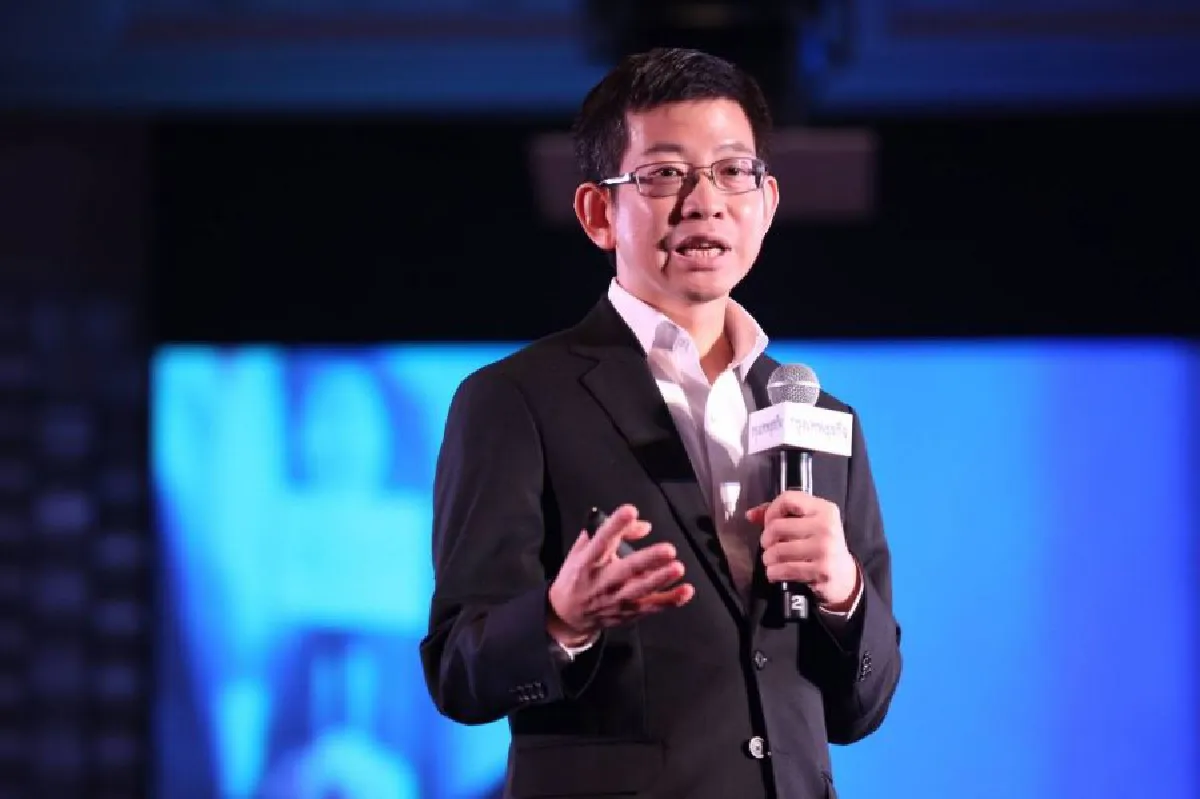 'กอบศักดิ์' กล่าวปาฐกถาพิเศษ ในหัวข้อ EEC กับอนาคตคนไทย