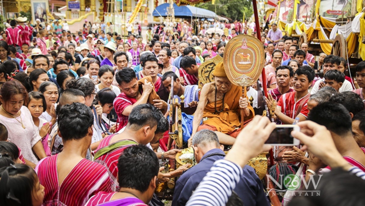 ครูบาชัยยะวงศาพัฒนา แห่งศรัทธา พระบาทห้วยต้ม 