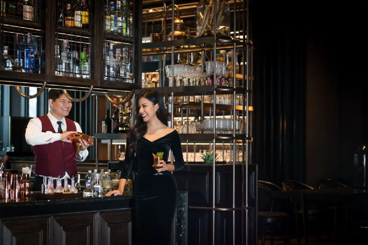 ดื่มด่ำ “เจมสัน แบล็ก บาร์เรล” พร้อมบริการโกนหนวดสุดเก๋ ณ เอบาร์ โรงแรมแบงค็อก แมริออท มาร์คีส์ ควีนส์ปาร์ค