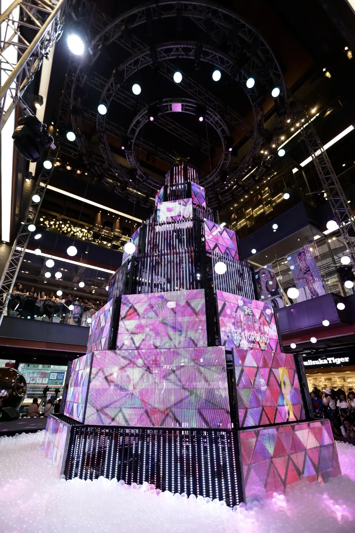 ไอคอนสยาม-วันสยาม'จุดพลุเมืองไทย ‘Global Countdown Destination’ แลนด์มาร์คเคาท์ดาวน์ที่ยอดเยี่ยมที่สุด