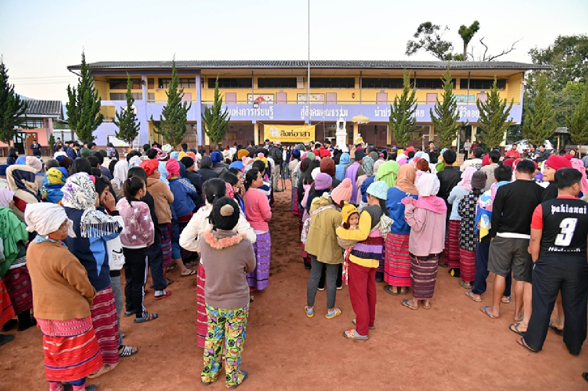 คณะกรรมการเครือข่ายนักศึกษาสิงห์อาสา เหนือ-อีสาน ระดมความช่วยเหลือผู้ประสบภัยหนาว  