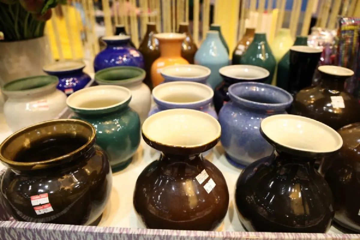 รมช.พาณิชย์ฯ มั่นใจงานหัตถศิลป์ไทยเป็นที่นิยมเพิ่มสูงขึ้น