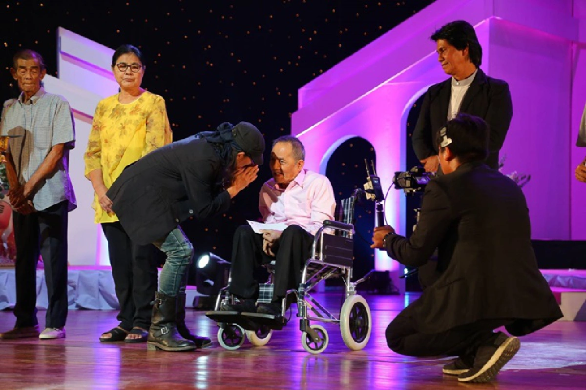 มูลนิธิคาราบาว มอบทุนช่วยเหลือศิลปินอาวุโส  สานต่ออุดมการณ์ช่วยเหลือสังคม 