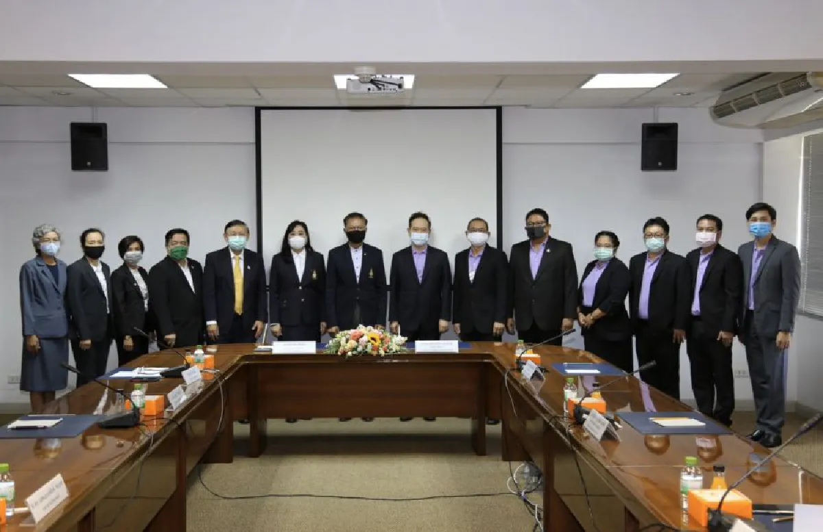 ราชบัณฑิตยสภา และ ธพส.​ ลงนามบันทึกความเข้าใจ​ การออกแบบตกแต่งสำนักงานแห่งใหม่ในศูนย์ราชการเฉลิมพระเกียรติฯ โซนซี