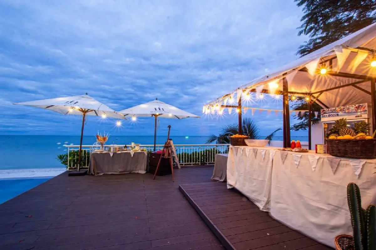 “อินเตอร์คอนติเนนตัล เรสซิเดนเซสหัวหิน” ชวนร่วมกิจกรรมสุดเอ็กซ์คลูซีฟ  ฟินกับการดูหนัง ฟังดนตรีสด ลิ้มรสอาหารชั้นเลิศ ริมชายหาด ตลอดเดือน ก.ค.  พร้อมรับบริการระดับโลกกับ InterContinental Life  