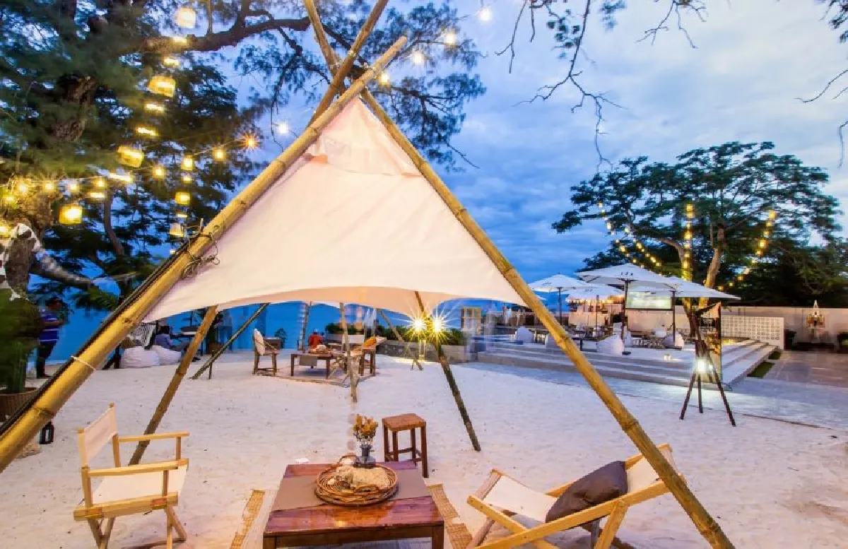 “อินเตอร์คอนติเนนตัล เรสซิเดนเซสหัวหิน” ชวนร่วมกิจกรรมสุดเอ็กซ์คลูซีฟ  ฟินกับการดูหนัง ฟังดนตรีสด ลิ้มรสอาหารชั้นเลิศ ริมชายหาด ตลอดเดือน ก.ค.  พร้อมรับบริการระดับโลกกับ InterContinental Life  