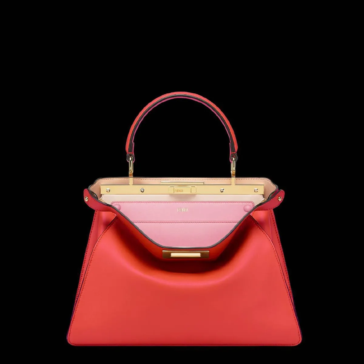 สยามพารากอน และ ไอคอนสยาม จัดโปรพิเศษเอาใจคนรักแบรนด์เนม ช้อปครบรับทันทีกิฟท์การ์ด รวมมูลค่ารางวัลกว่า 4 ล้านบาท!!  วันนี้ถึง 18 ก.พ.นี้