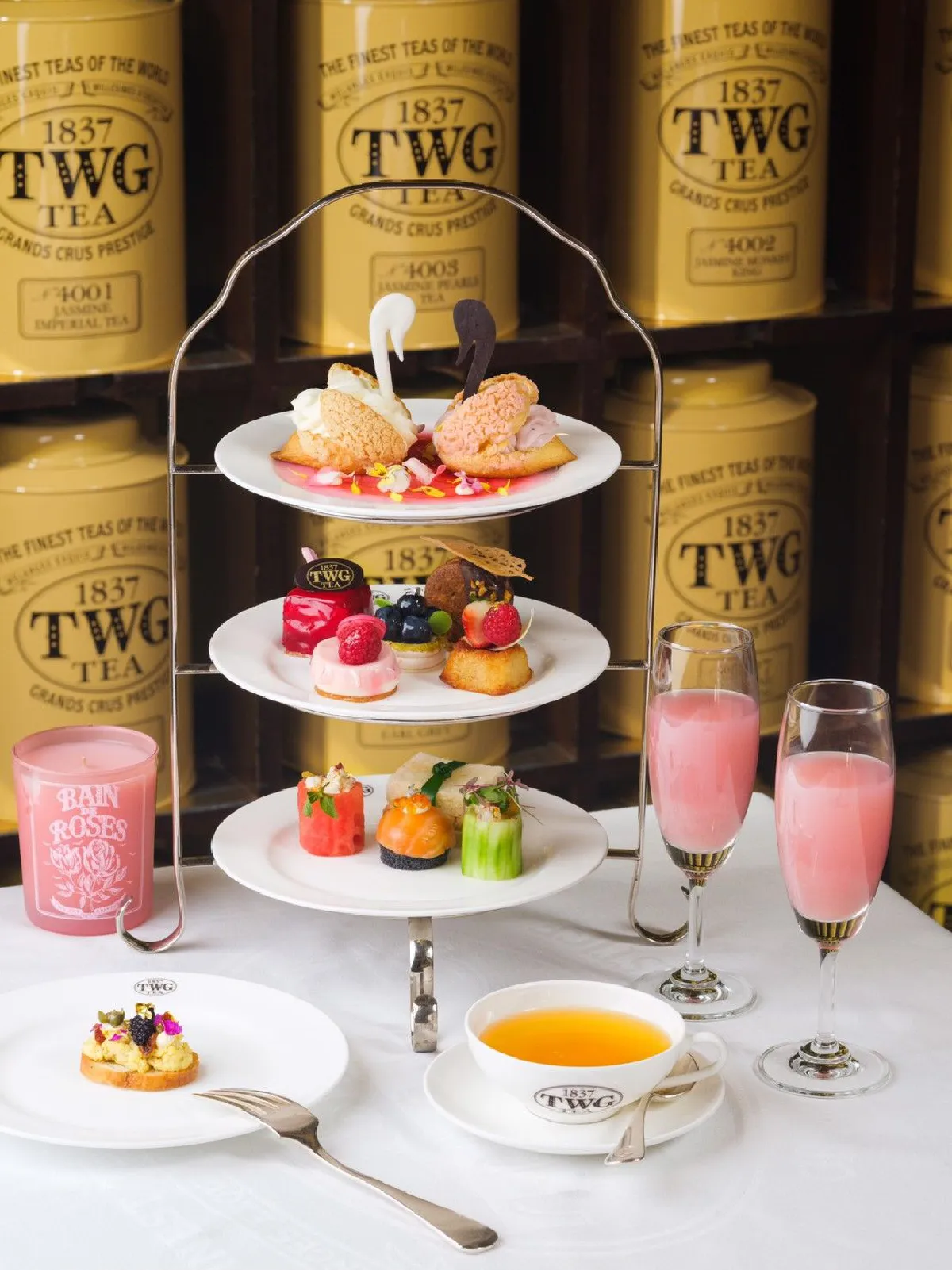 ติดปีกโบยบินข้ามกาลเวลาสู่ดินแดนอันแสนภิรมย์ ด้วยอาหารรสเลิศและชาเบลนด์พิเศษจาก ทีดับเบิลยูจี ที เติมความสุขในวันแห่งความรักและเฉลิมฉลองปีใหม่แดนมังกร