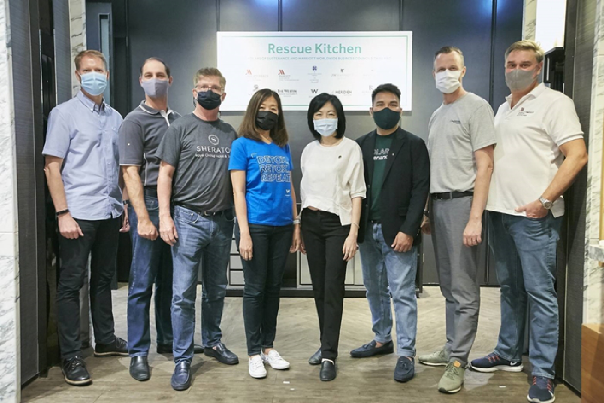 แมริออท  ระดมกำลังเข้าร่วมโครงการ “ครัวรักษ์อาหาร” ของมูลนิธิ SOS ประเทศไทย เพื่อแจกจ่ายอาหาร ให้ครอบครัวที่ได้รับผลกระทบจากวิกฤตไวรัสโควิดในกรุงเทพฯ
