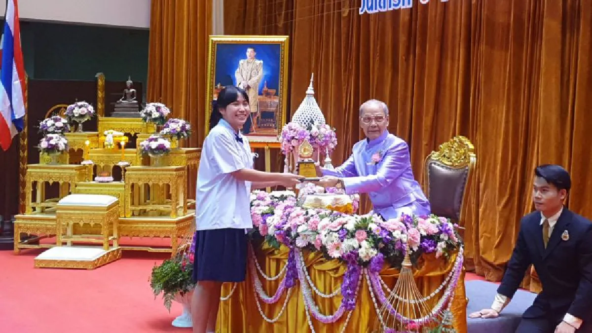 รางวัลเพชรรัตนชาติ 2021 และ รางวัลสุบรรณกาย 2564