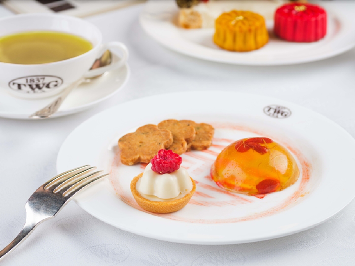 เฉลิมฉลองเทศกาลไหว้พระจันทร์ ด้วยชา ไวท์ สกาย ที และชุดชายามบ่าย MoonLight High Tea Set จาก TWG Tea