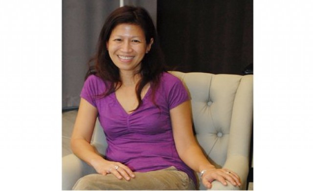 นุชรินทร์ ศงสะเสน สตรีผู้อนุรักษ์หมาป่า