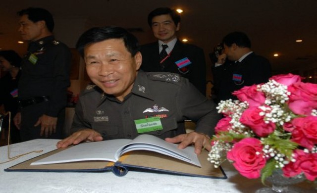 'เสรีพิศุทธ์'ขอเสียงวัยโจ๋ ชูพัฒนาการศึกษา