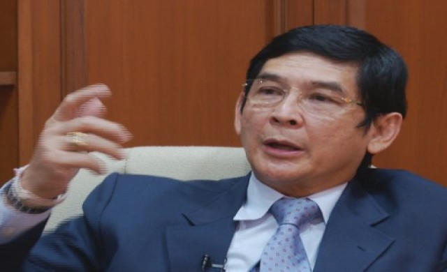 'วรวิทย์'แจงจัดงบปี57หลุดพ้นรายได้ปานกลาง