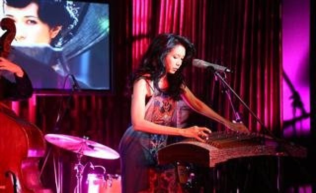 คาเรน ม็อก จากเพลงจีนสู่เพลงแจ๊ส