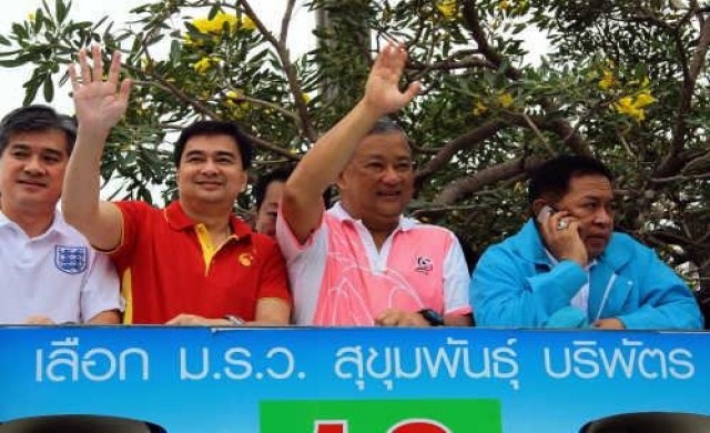 'สุขุมพันธุ์'หาเสียงคลองสามวา 'พงศพัศ'ลุยดอนเมือง