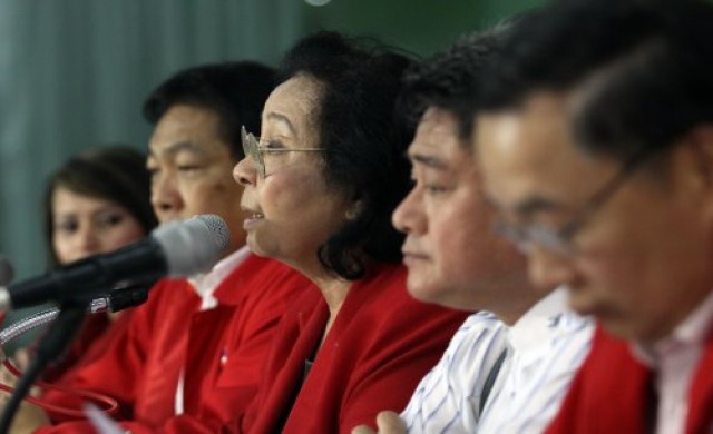 'ธิดา' นำอาสาสมัครตรวจสอบเลือกตั้ง