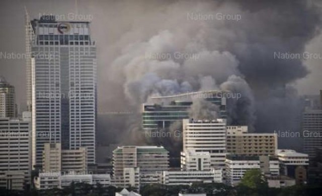 ศาลสั่งเทเวศจ่าย1.9พันล.ห้างเซนถูกเผาปี53