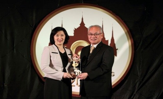 ไทยพาณิชย์คว้า 3 รางวัลยอดเยี่ยม