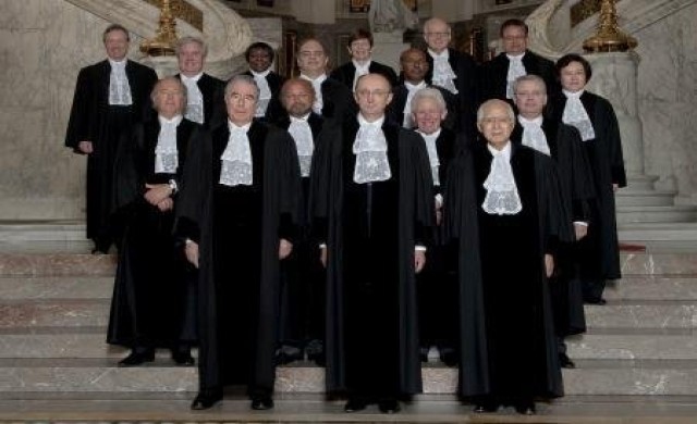 โฉมหน้าผู้พากษาศาลโลก!