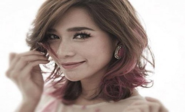 'พลอย เฌอมาลย์'ส่งจม.ให้กำลังใจผู้ว่าธปท.