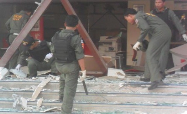 ป่วนปัตตานีบึ้ม3ลูกห้างไดอานา-โชว์รูมรถ