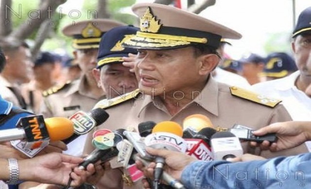 'สุรศักดิ์'ชี้ข่าวเด้ง'ประยุทธ์'จุดไฟไม่ติด