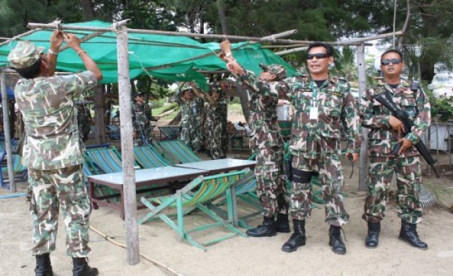 อุทยานฯลุยรื้อร้านค้าหาดแม่รำพึง