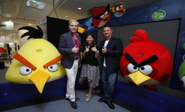 เมกาบางนาส่ง'แองกรี้เบิร์ดส์'ดูดคนเดิน