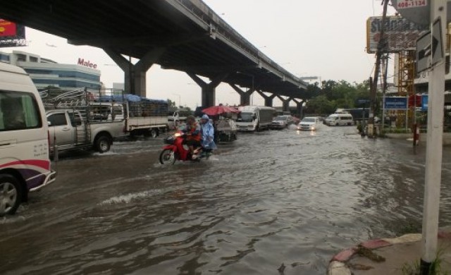 กมธ.พัฒนาศก.มีมติตั้งอนุฯติดตามโปรเจคน้ำ