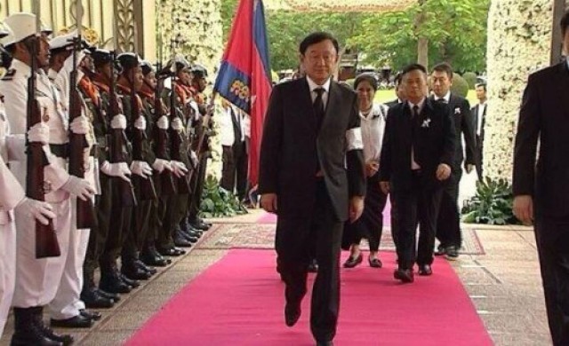 'ทักษิณ'บินเขมรร่วมงานศพพ่อ'ฮุนเซน'