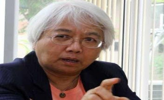 เพศศึกษาของ 'นางพญาผมขาว'