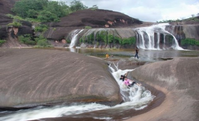 ภูวัว....ลูกสาวแห่งบึงกาฬ