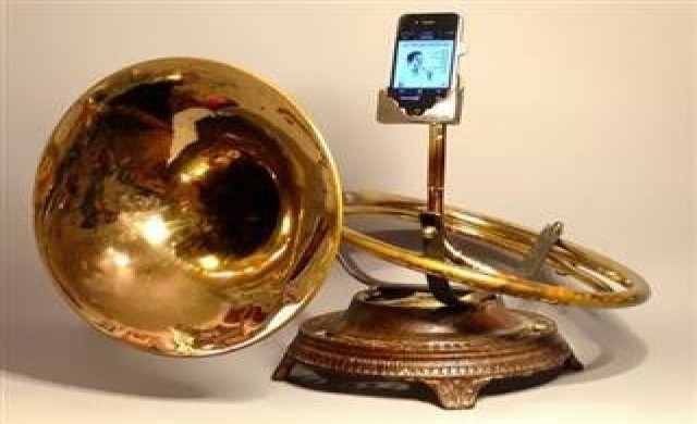 ว่าด้วยการฟังเพลง จาก อดีต ถึง ปัจจุบัน